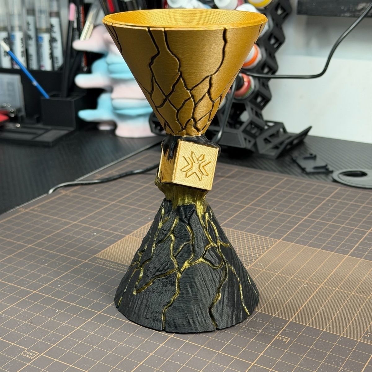 Коллекционная мини-модель 3D-ф – обзор и цена Esports Gaming Trophy